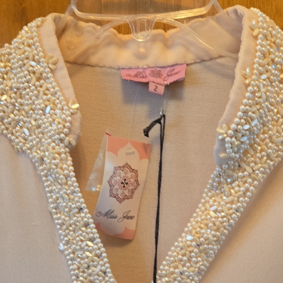 Elegant Peach Tunic with Pearl And Rinestone Accents - Picture 4 of 12
